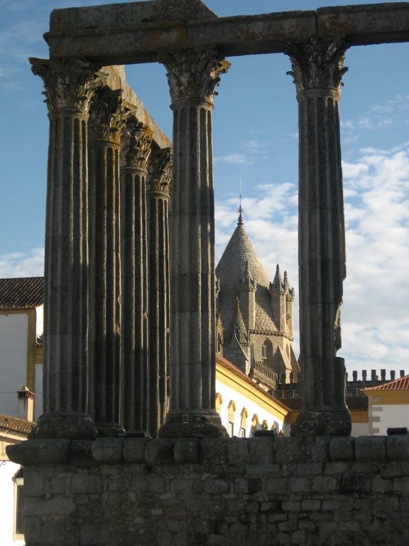 Pateo Dos Oliveira - Casa Dos Servicais Эвора Экстерьер фото